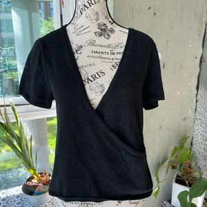 Twik crisscross crop sweater. Size large (0252)